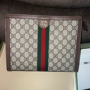 Authentic Gucci Ophidia Clutch